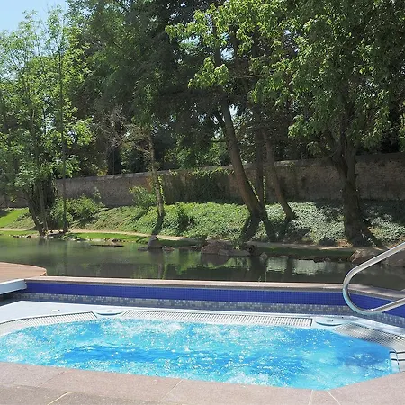 Restaurant Domaine Du Moulin 4*